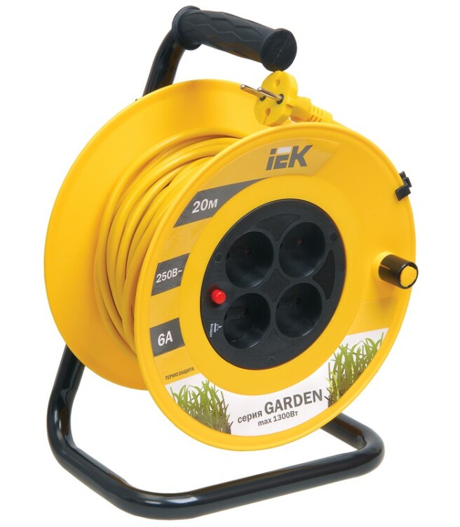 Катушка УК20 с т/з 4 места 2Р/20м 2х0,75 мм2 "Garden"